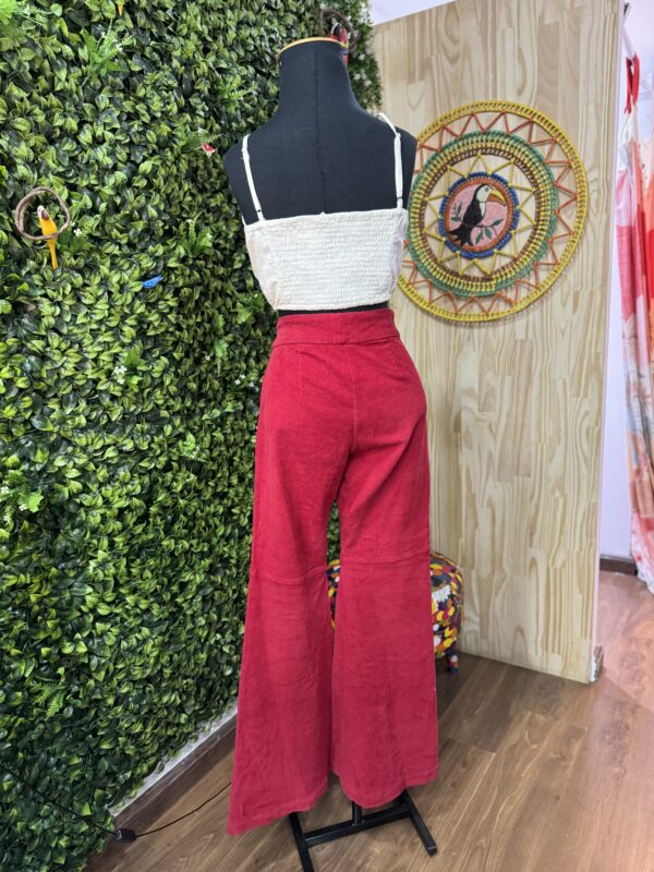 Calça Jeans Vermelha Boca De Sino (desapego) - Image 3