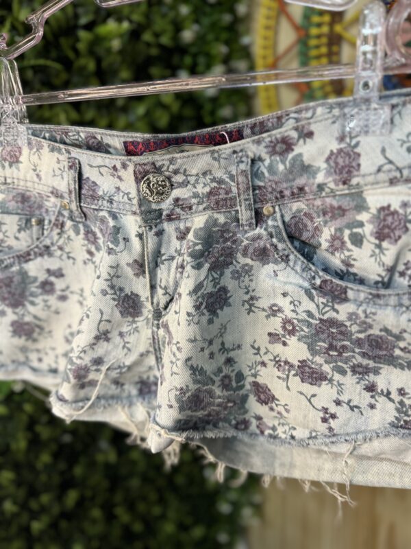 Short Jeans Floral (desapego) - Image 2