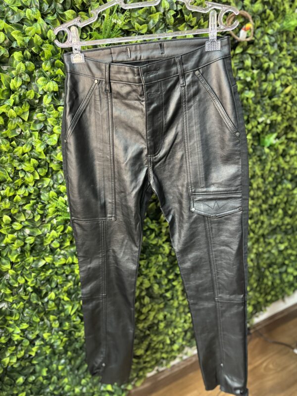 Calça Jeans Frente De Couro Preta (desapego)