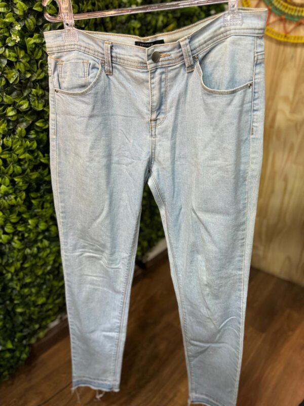 Calça Jeans Claro Forever 21 (desapego)