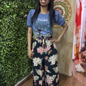 Calça Pantacourt Farm Preta Floral (desapego)