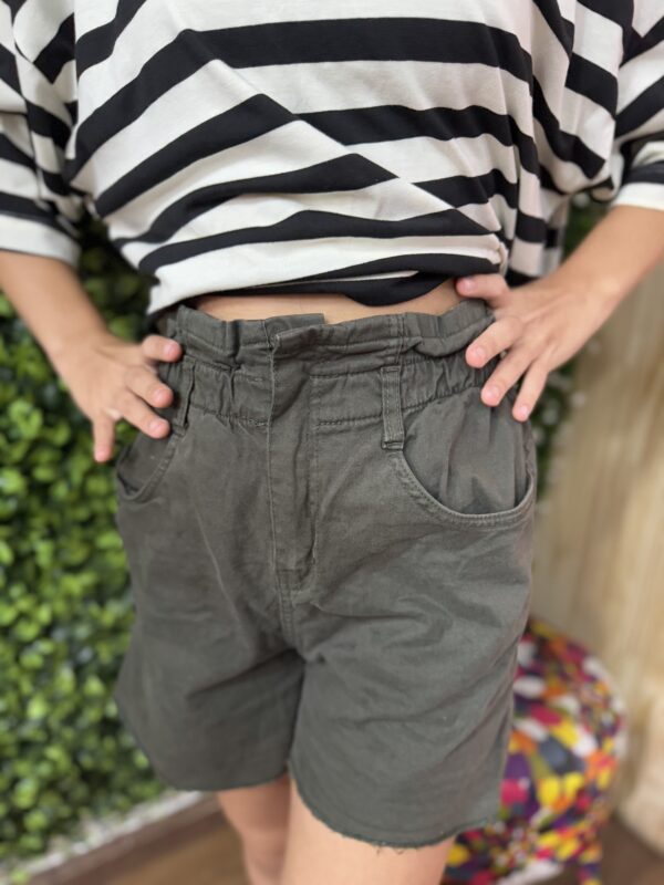 Short Jeans Verde Musgo (desapego)