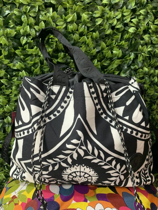 Bolsa Transversal Farm Me Leva Carioca (novo)