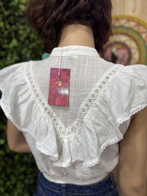 Camisa  Cropped Farm Branco Bordado (novo) - Image 3