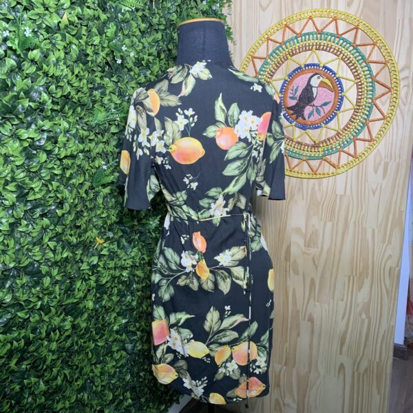 Vestido Transpassado Farm Estampado Limão em Flor (desapego) - Image 2