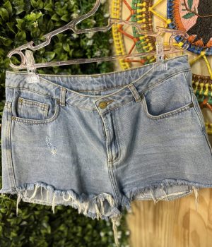 Short Jeans Claro Farm (desapego)